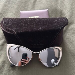 Like new: Tom Ford Cat-Eyed Mirrored sunglasses.